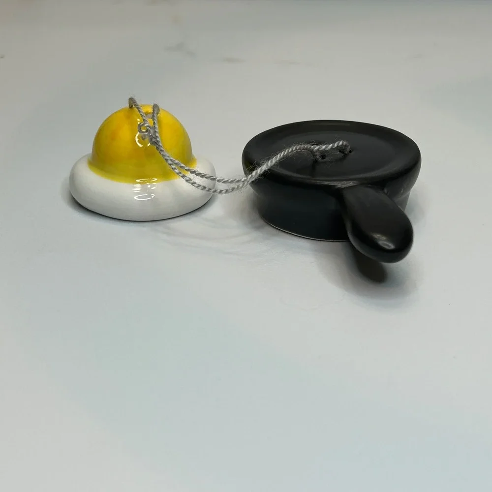 Ceramic Fried Egg and Skillet Salt and Pepper Shaker Set Black Yellow